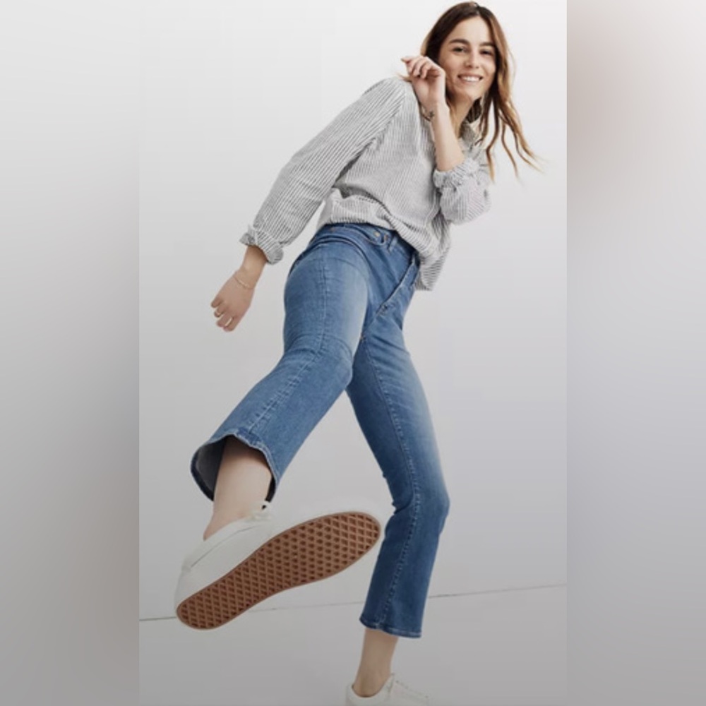 Madewell Cali Demi-Boot Mid Rise Jeans in Tierney Wash | Size 26P